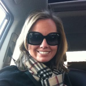 Meet your Posher, Toni